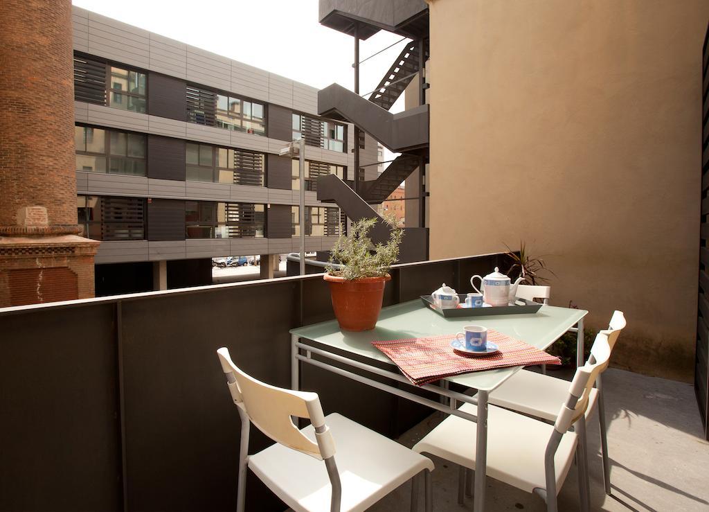 Sealona Beach Lofts Apartments Barcelona Room photo