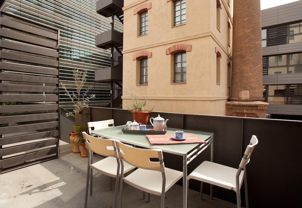 Sealona Beach Lofts Apartments Barcelona Room photo