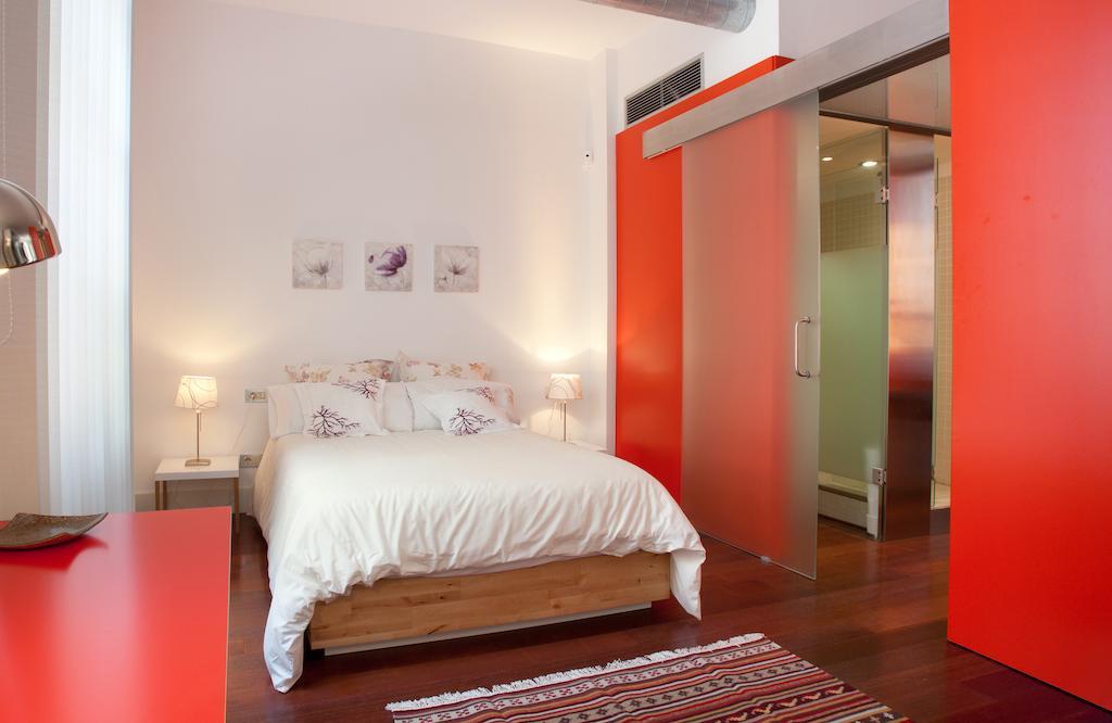 Sealona Beach Lofts Apartments Barcelona Room photo